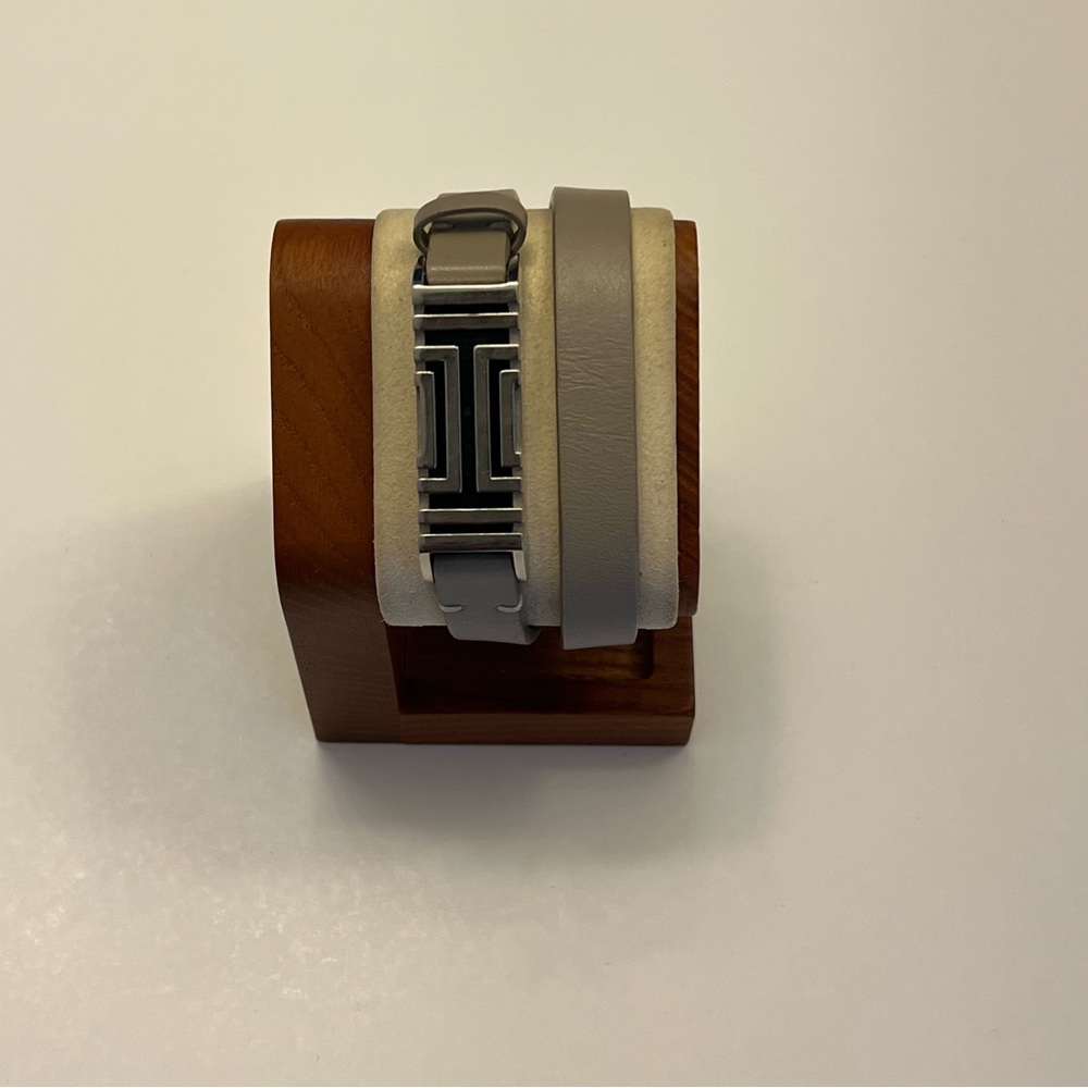 Tory Burch Fitbit Band (Rare design, genuine Tory Burch, MSRP of‎ 150$)